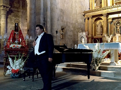 O Românico Atlântico enche de música a igreja de San Martín de Castañeda 