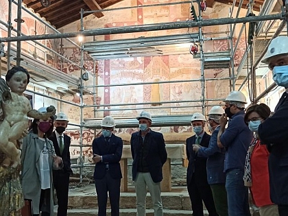 Románico Atlántico trabaja para valorizar y recuperar la ermita de Muga de Sayago y sus pinturas mur