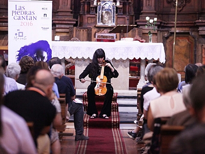 La iglesia de San Martín de Tours se llena con la música de Amarilis Dueñas