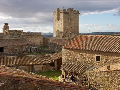 San Felices de los Gallegos