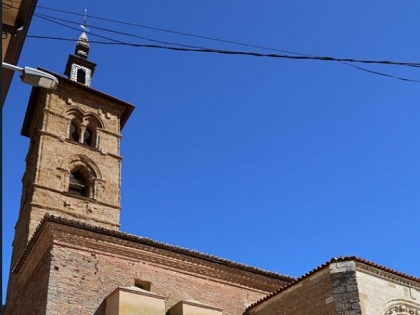 La torre de la iglesia de Castroverde de Campos recupera su esplendor gracias a Románico Atlántico