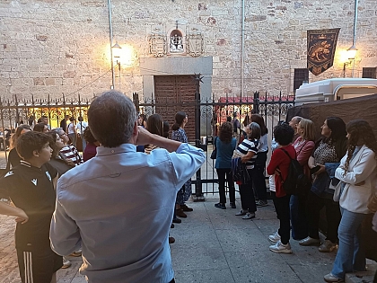 Medio centenar de profesores conocen las obras de restauración de La Magdalena impulsadas por el Pla