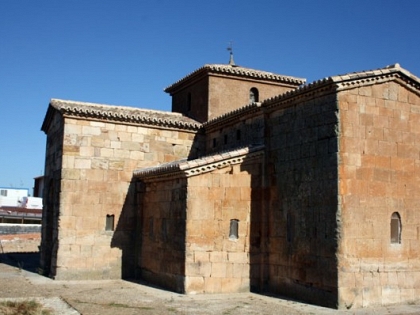 Románico Atlántico starts the intervention in San Pedro de la Nave